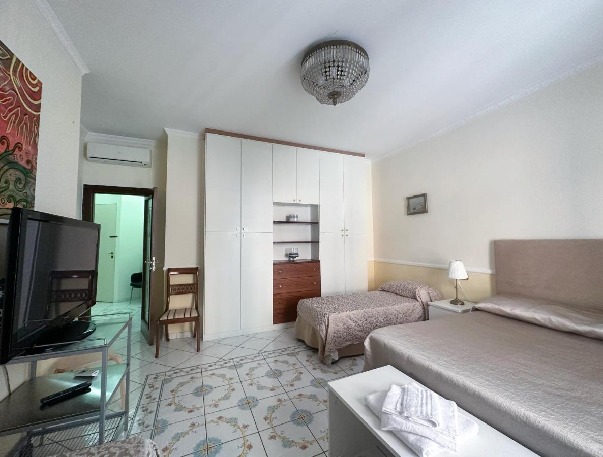 Pagina Storica Di Napoli Apartamento Exterior foto