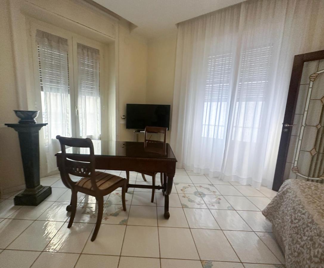 Pagina Storica Di Napoli Apartamento Exterior foto