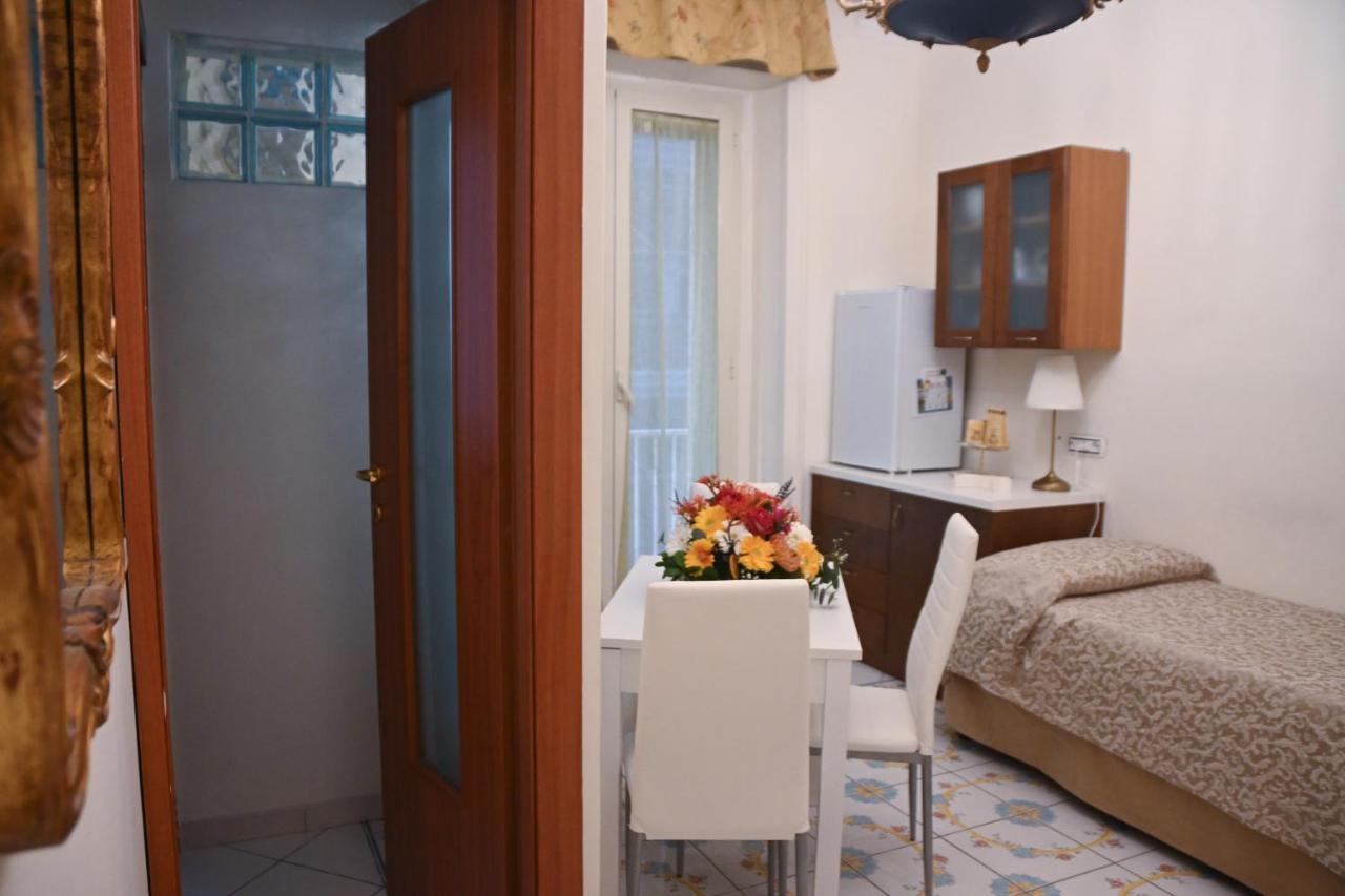 Pagina Storica Di Napoli Apartamento Exterior foto