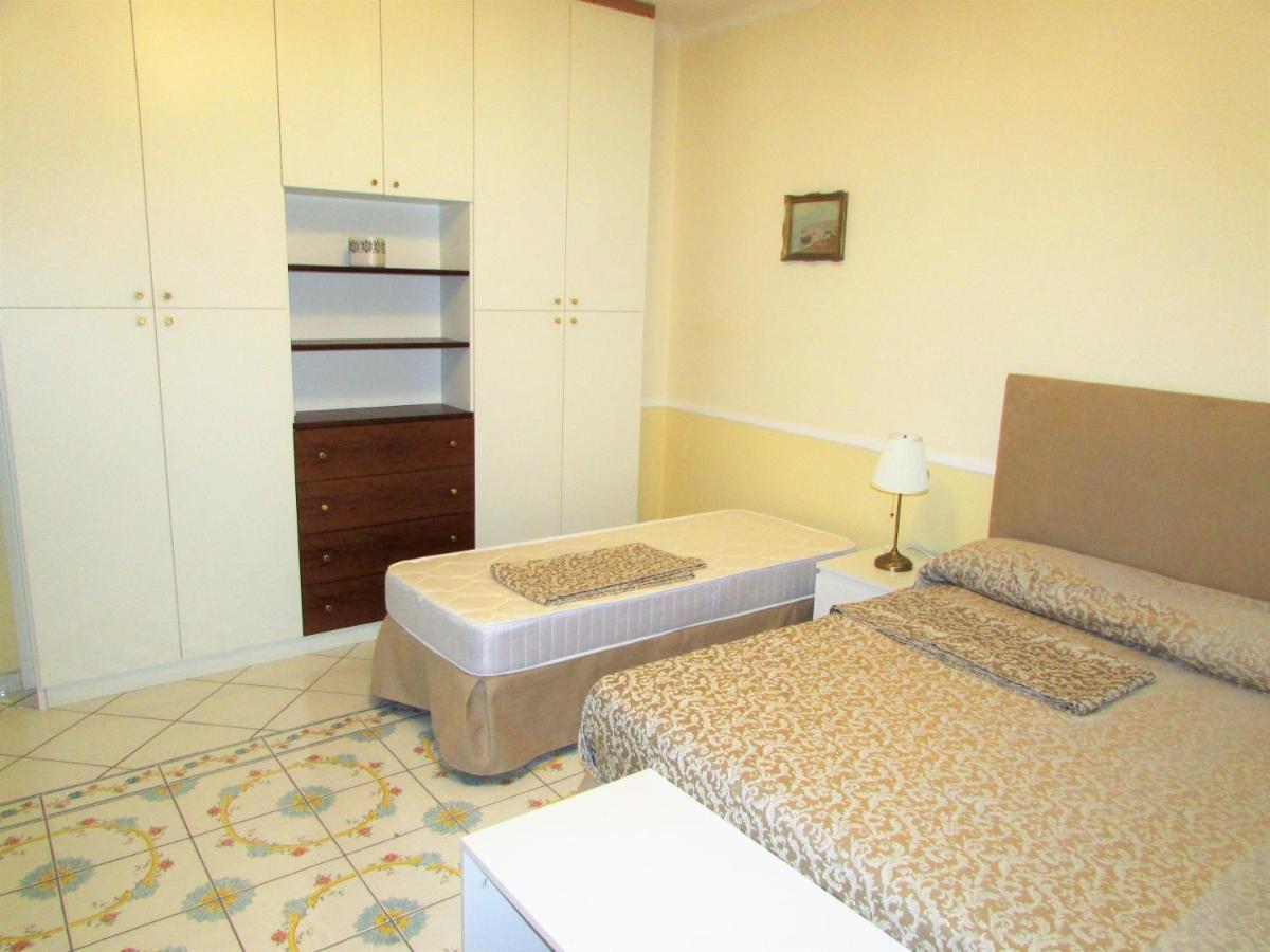 Pagina Storica Di Napoli Apartamento Exterior foto