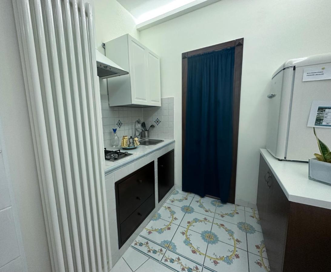 Pagina Storica Di Napoli Apartamento Exterior foto