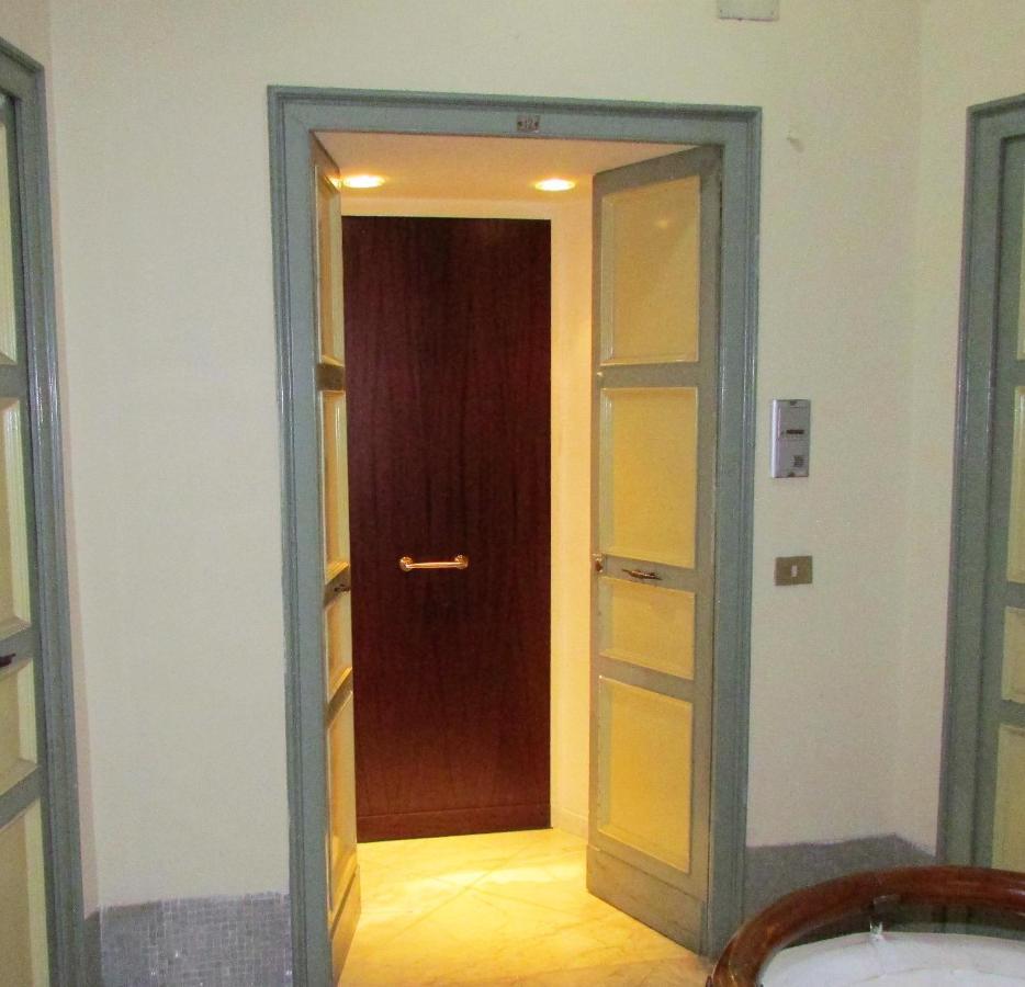 Pagina Storica Di Napoli Apartamento Exterior foto