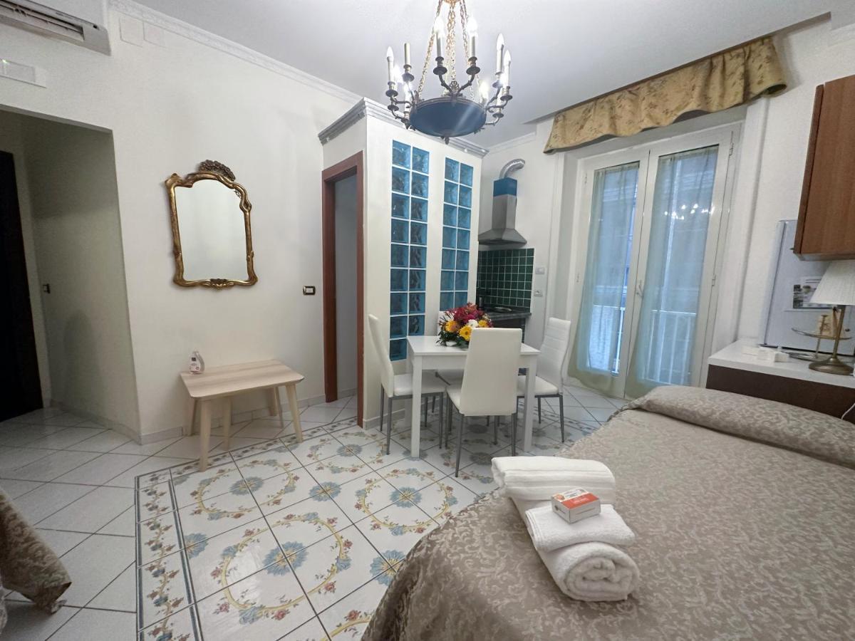 Pagina Storica Di Napoli Apartamento Exterior foto