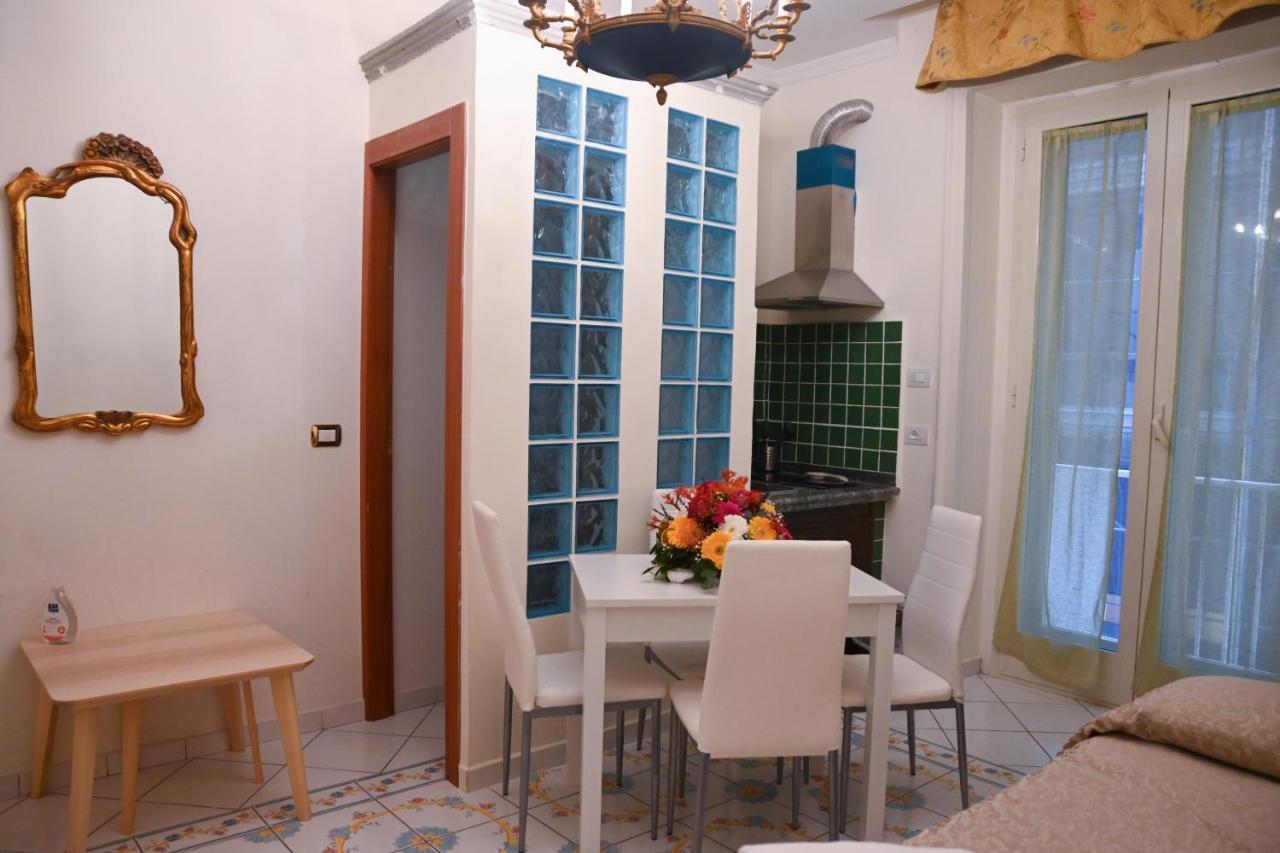 Pagina Storica Di Napoli Apartamento Exterior foto